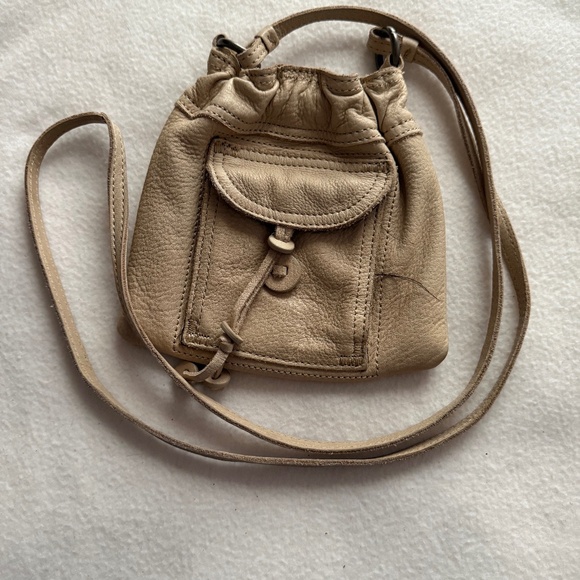 Small Leather Cross-Body Old Navy NOS - Picture 1 of 3
